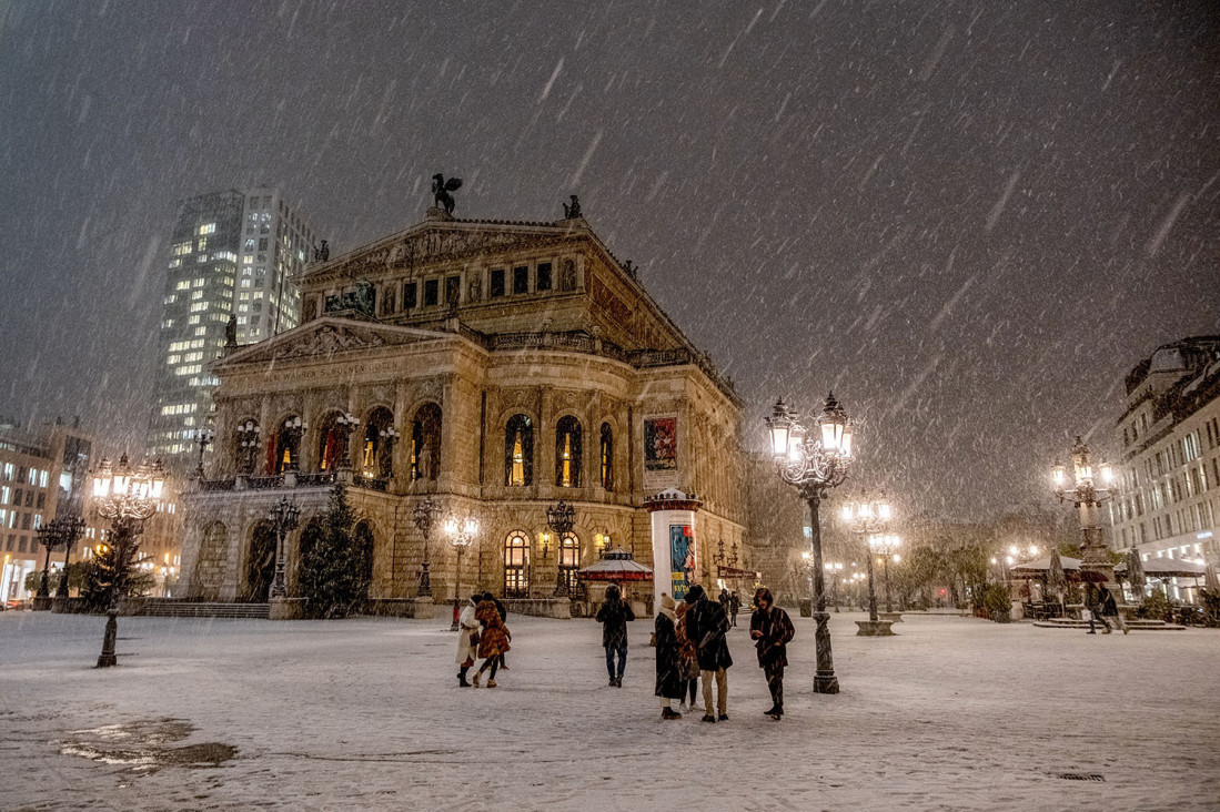RHMZ izdao upozorenje za večeras! Poznat datum kada sneg i hladnoća stižu u Srbiju