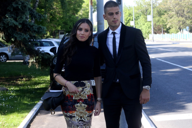 Imaju četvoro dece, a priželjkuju blizance! Mirka Vasiljević otkrila da je vreme za proširenje porodice, spomenula i Vujadina