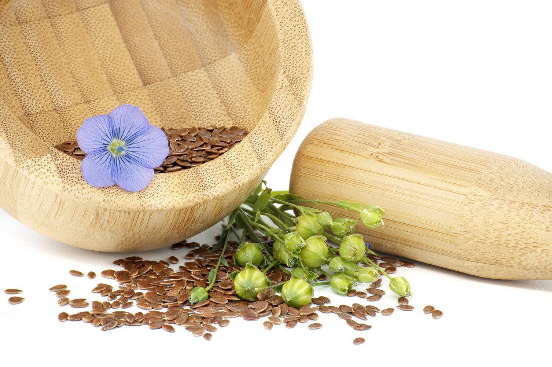 Kućni botoks: Viralna maska od koje će vam koža biti glatka kao staklo košta manje od sto dinara (VIDEO)