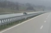 "Vozi prilično brzo, pravo u smrt": Još jedna vožnja u kontrasmeru kod Vladičinog Hana (VIDEO)