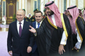 Putin obilaskom Bliskog istoka uspaničio Zapad: Posete UAE i Saudijskoj Arabiji još jednom pokazale moć Rusije