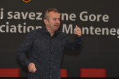 Bivši treneri Partizana i Zvezde, jedan od najboljih u istoriji... Crnogorci biraju novog selektora!