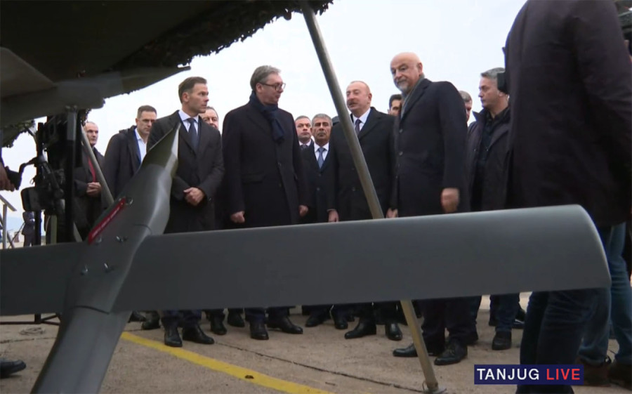 Vučić sa Alijevim na prikazu naoružanja i sposobnosti Vojske Srbije u Nišu