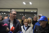 Predsednik Vučić u Prokuplju: Obišao radove na drugoj fazi rekonstrukcije Zdravstvenog centra (VIDEO)