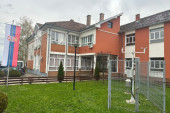 Jedinstvena seoska škola u čitavoj Srbiji: U njenom dvorištu nalazi se automatska meteorološka stanica (FOTO)