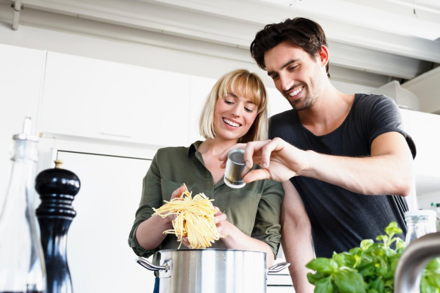Tri zlatna pravila za svakoga ko kuva kod kuće: Bukvalno su stub pripreme bez kog upadate u haos
