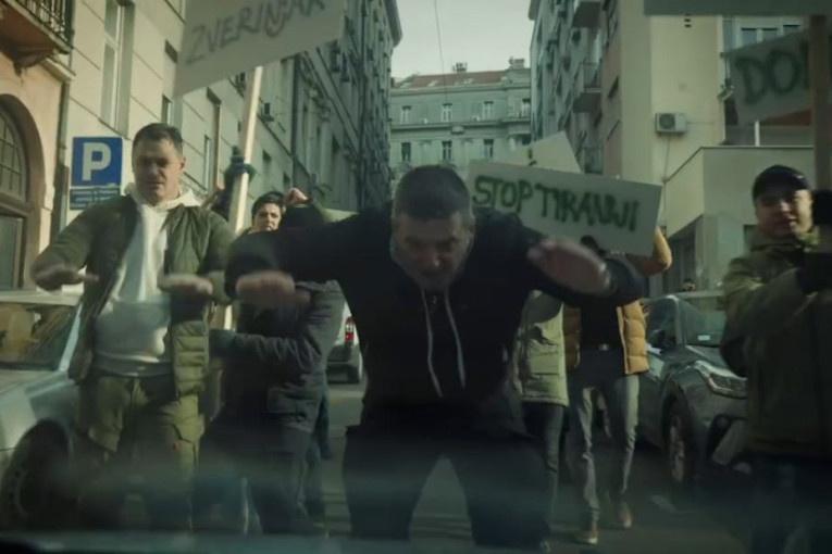 Kako funkcioniše medijska propaganda opozicije u Srbiji – novi politički spot SNS ogolio šemu (VIDEO)