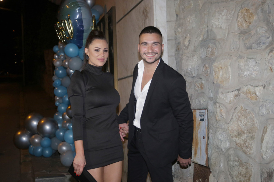 Zlatna ikona i slavski kolač: Ovako se u domu Goce Božinovske proslavio Aranđelovdan