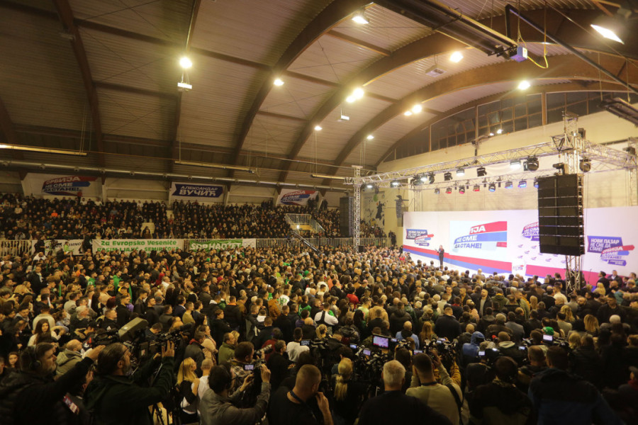 Sebe neću da se stidim, hoću da imate najbolje uslove: Vučić poslao moćnu poruku na skupu u Novom Pazaru!