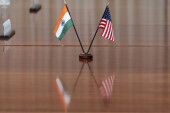 Složena igra mačke i miša: Ko ima koristi od krivljenja Indije za smrt državljana SAD i Kanade?