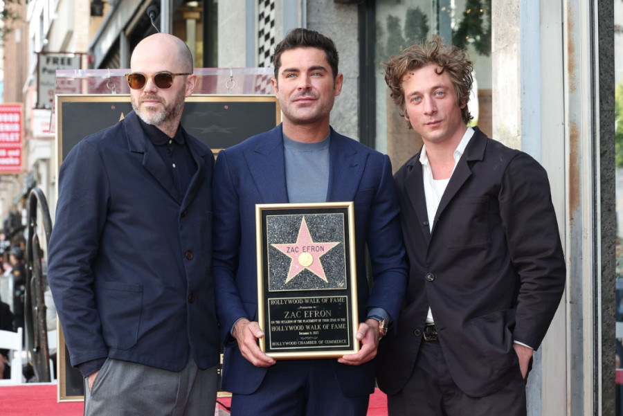 Zek Efron dobio zvezdu na holivudskoj Stazi slavnih: Dirljvim rečima se prisetio Metjua Perija (FOTO)