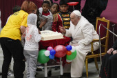 Papa Franja napunio 87 godina, a ovako je proslavio rođendan