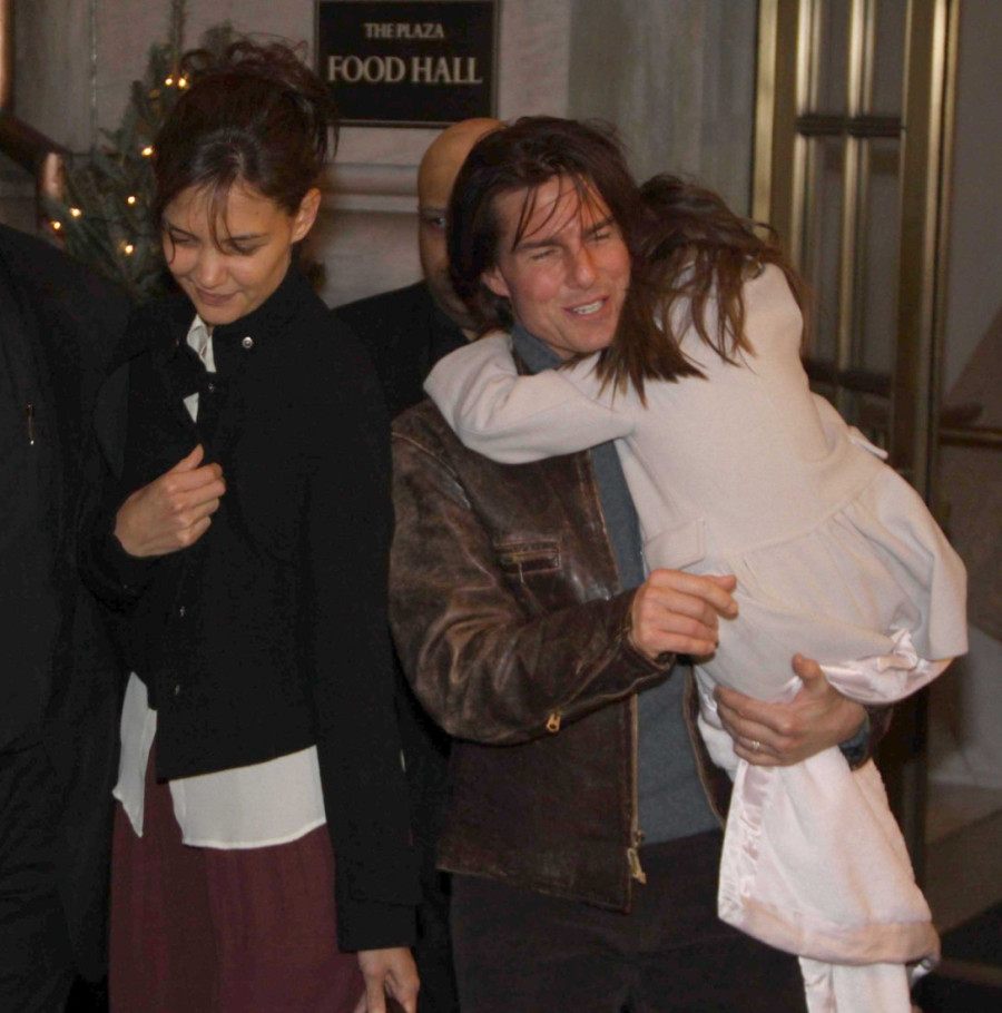 Tom Kruz iznajmio sprat za večeru sa 25 godina mlađom devojkom: Lepa ruska manekenka bila u braku sa tajkunom, a evo šta mu je on poručio