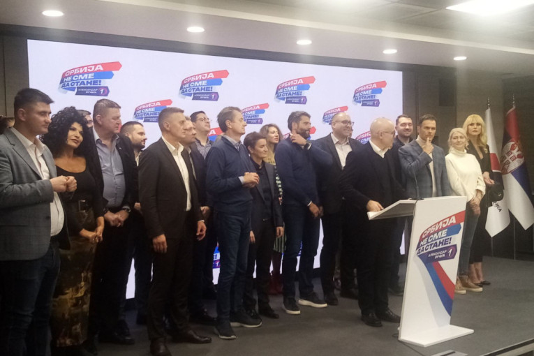 Vučević se obratio iz sedišta SNS: Lista "Srbija ne sme da stane" osvojila 1.477.651 glas