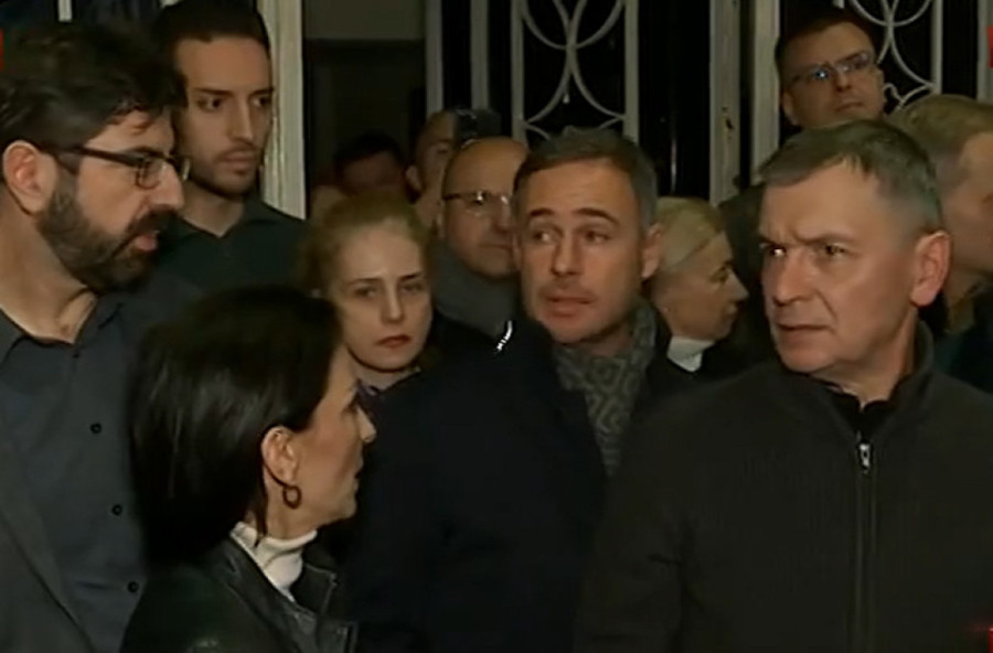 Opozicija i strani centri moći na istom zadatku: Ovo je pet ključnih razloga zbog kojih žele da slome kičmu Srbiji i da sruše Vučića