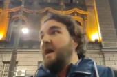 Nemački plaćenik pravi haos i maltretira ljude po Beogradu: Pogledajte kako se masni dripac Nikola Ristić iživljavao nad ženom (VIDEO)