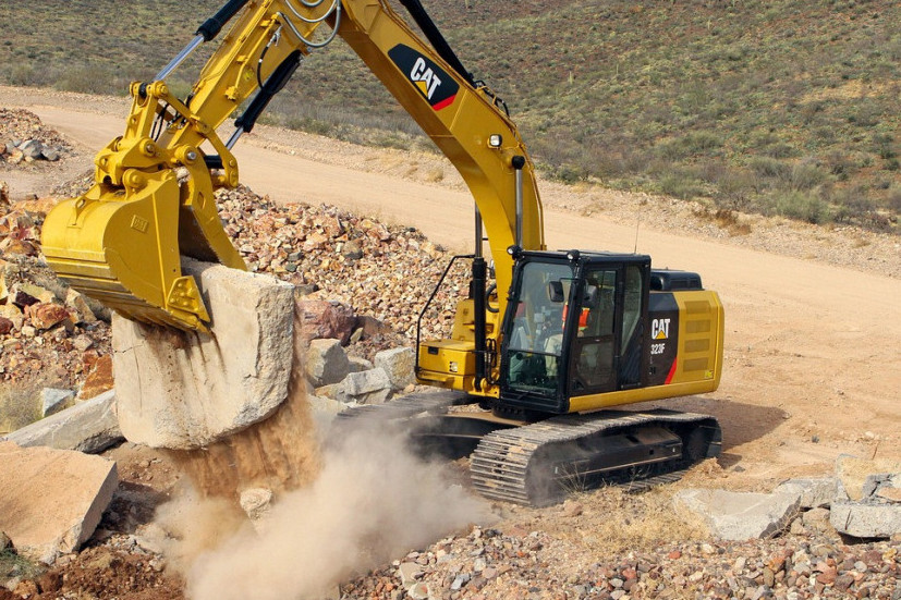 Pronađeno ugljenisano telo! Goreo ceo stan - vatrogasci zatekli jeziv prizor!