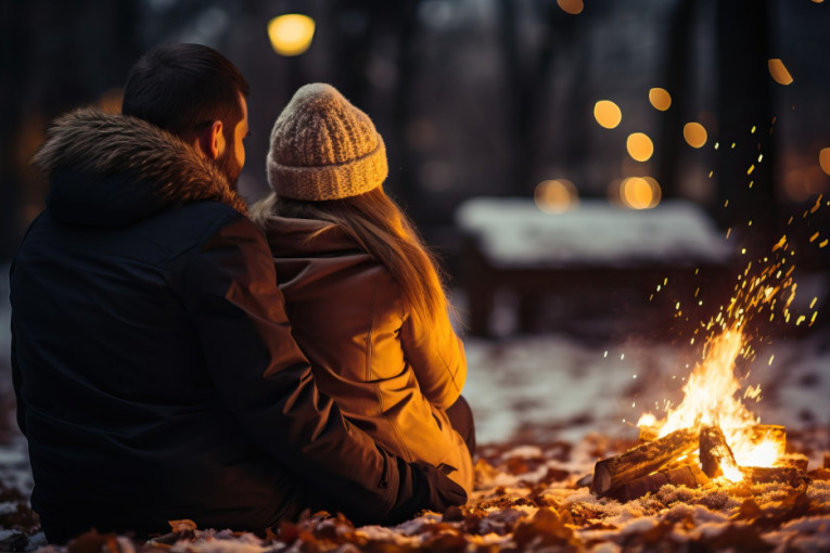 Ljubavni horoskop za januar 2026: Lavovi, prijaće vam pažnja voljene osobe, Device, novo poznanstvo vas čeka tamo gde mu se najmanje nadate