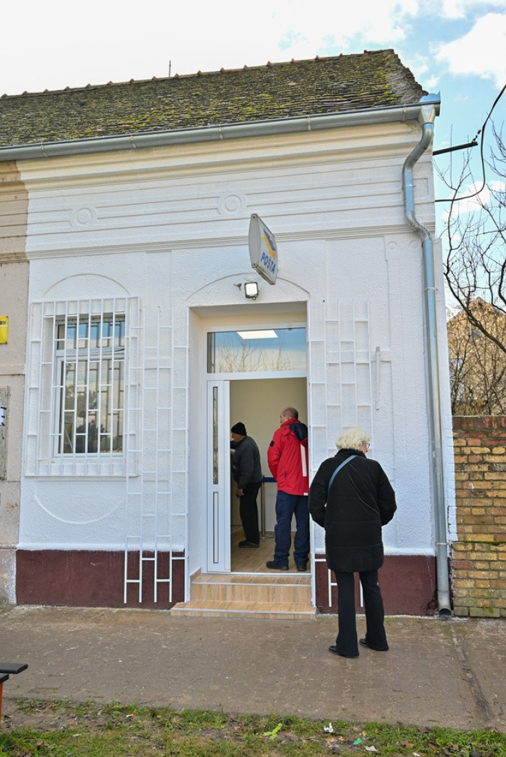 24SEDAM RUMA Završeno renoviranje pošte u Nikincima (FOTO)