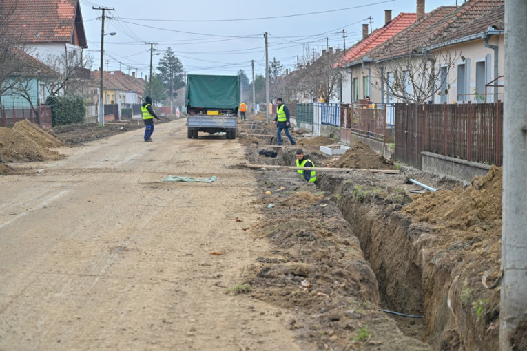 24SEDAM RUMA Počela kompletna rekonstrukcija Pavlovačke ulice (FOTO)