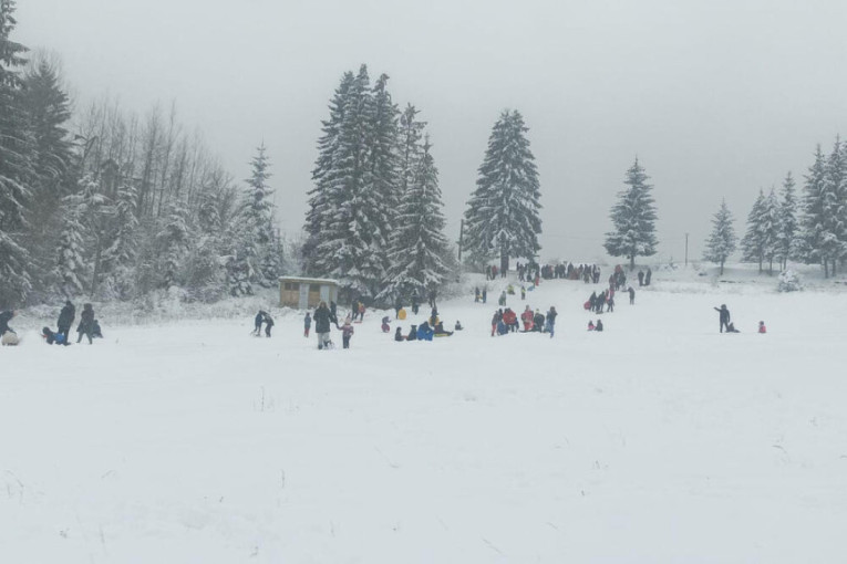 Upaljen žuti meteoalarm: Večeras sneg u ovim delovima Srbije, ostatak zemlje očekuje kiša