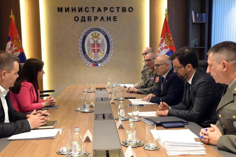 24 SEDAM RUMA: Saradnja sa Ministarstvom odbrane