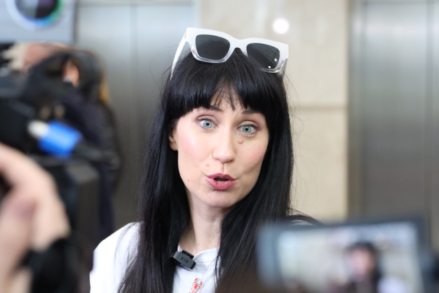 Konstrakta je pre dve godine prošla kroz agoniju! Muž joj je bio bolestan, a ona je morala na scenu: Sedela sam u garderobi i plakala