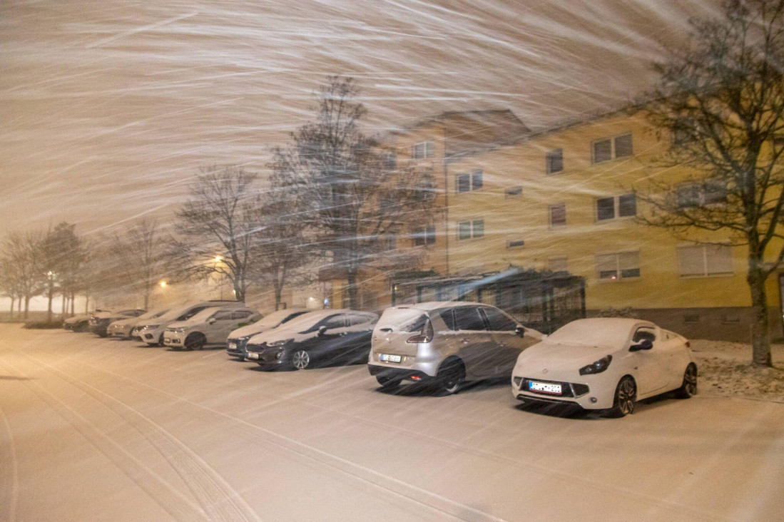 Talas kiše se širi Srbijom! Za vikend sneg sa grmljavinom, negde temperatura i do 18 stepeni