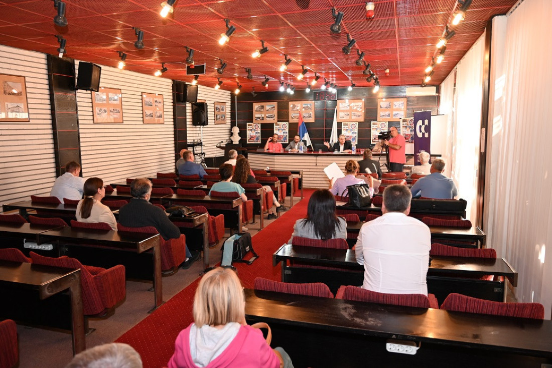 24SEDAM RUMA Tribina povodom Međunarodnog dana dostojanstvenog rada (FOTO)