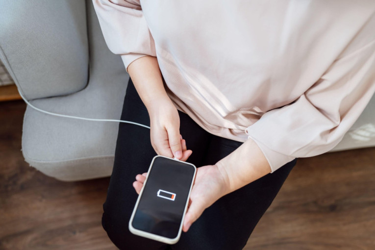 U Srbiju je stigao 5G: Da li brža mreža znači i brže pražnjenje baterije vašeg telefona?