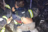 "Plač deteta je odzvanjao kanjonom, a trudnica je držala muža za ruku": Vatrogasac koji je spasavao porodicu u Tutinu otkrio detalje udesa