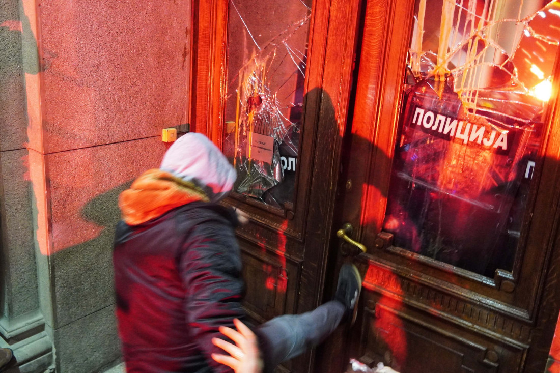 Pritvori za nasilnike ispred Skupštine grada Beograda: Viši sud doneo odluke