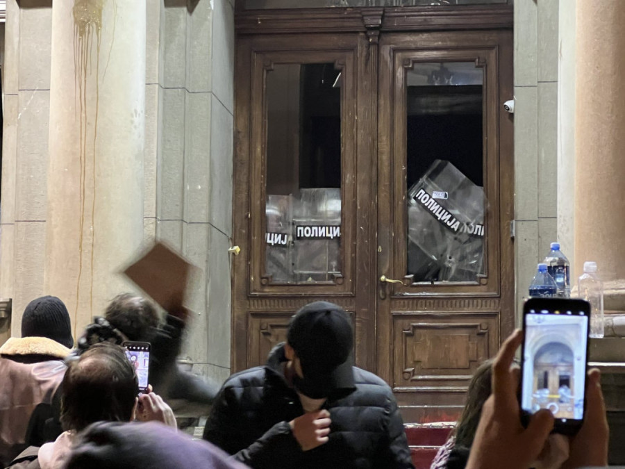 Nemačka obaveštajna služba sprema haos u Srbiji: Nerede će da izazove opozicija, planiraju se i operacije pod lažnom zastavom