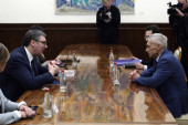 Vučić nakon sastanka sa Bocan-Harčenkom: Informisao sam ga o sinoćnjim neredima (FOTO)