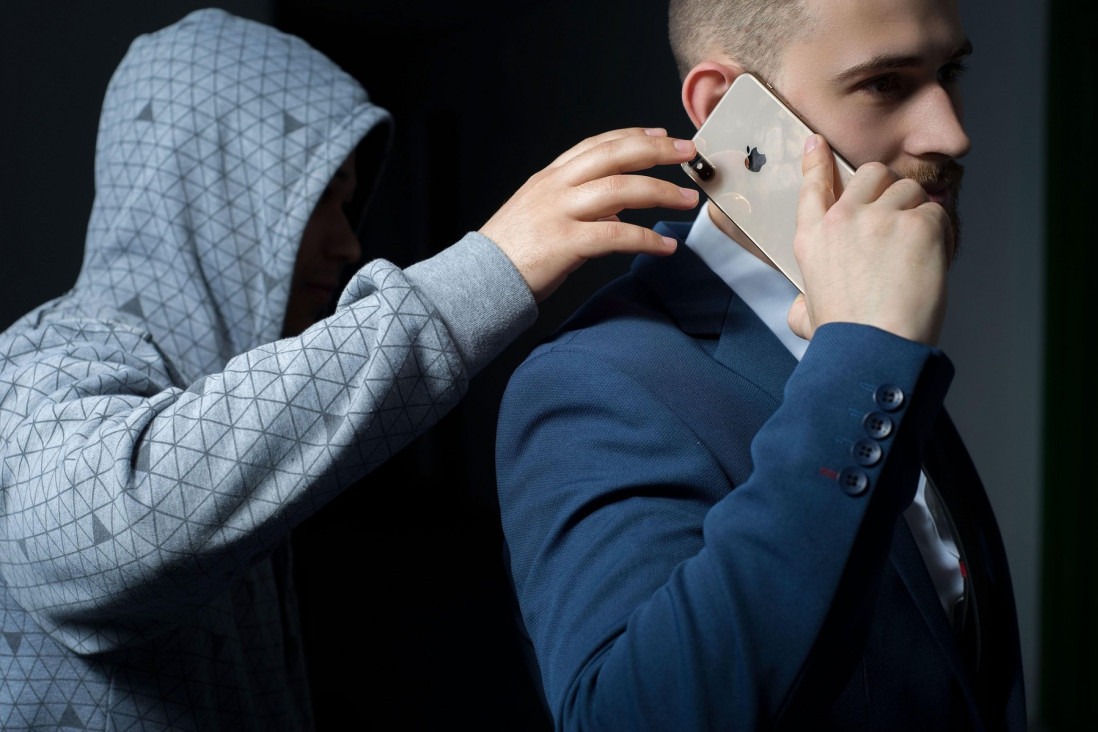 Ukrao "iPhone 13", pa ga prodao na pijaci: Pritvoren višestruki povratnik u Novom Beogradu