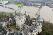 Katastrofalno nevreme pogodilo Nemačku za Božić: Evakuisano nekoliko stotina ljudi - preti rizik od poplava! (FOTO)