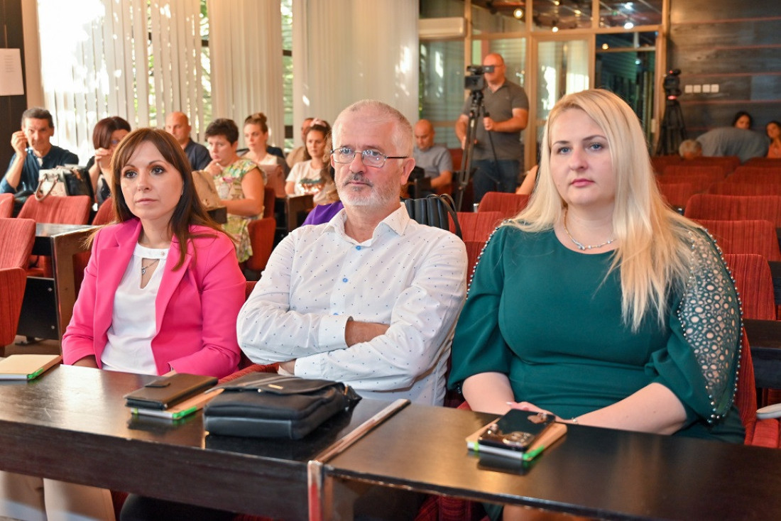 24SEDAM RUMA Održan Dijalog o transformaciji prehrambenih sistema u Srbiji!