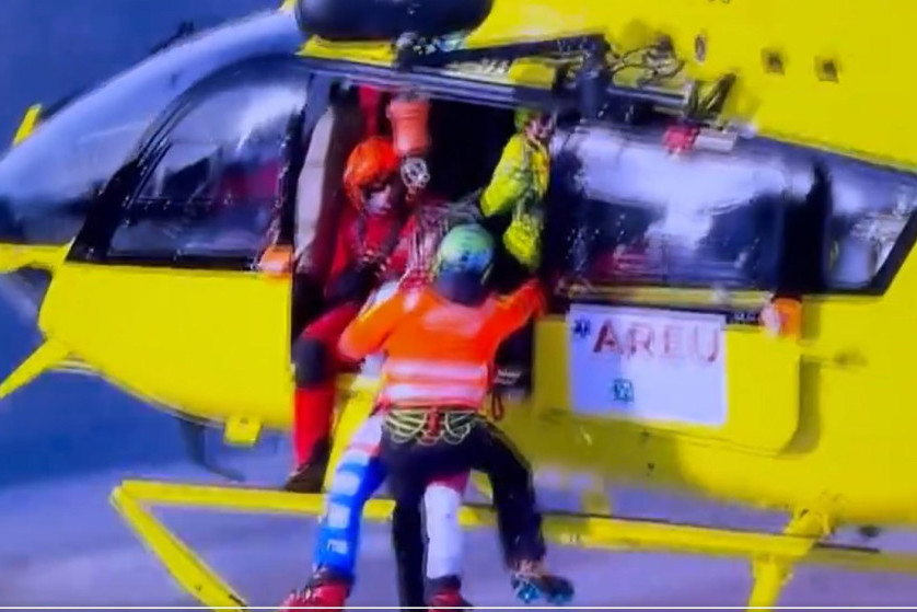 Tragedija na spustu: Poznati skijaš hitno prebačen u bolnicu nakon pada!