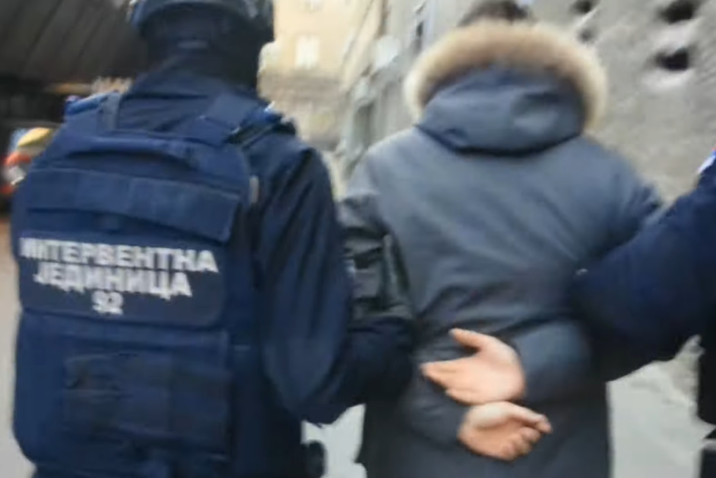 Uhapšen radnik obezbeđenja sa Novog Beograda: Osumnjičen da je muškarcu polomio lobanju!