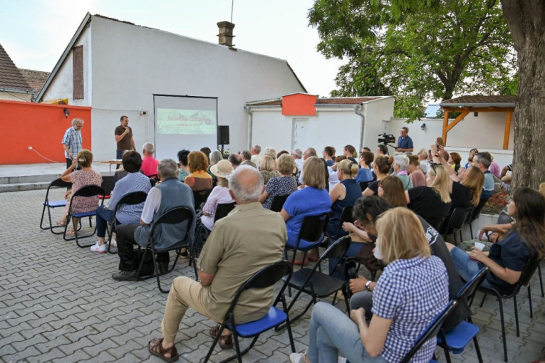 24SEDAM RUMA Evolucija rumske Glavne ulice: Održano predavanje "Velikim sokakom od kuće do kuće"