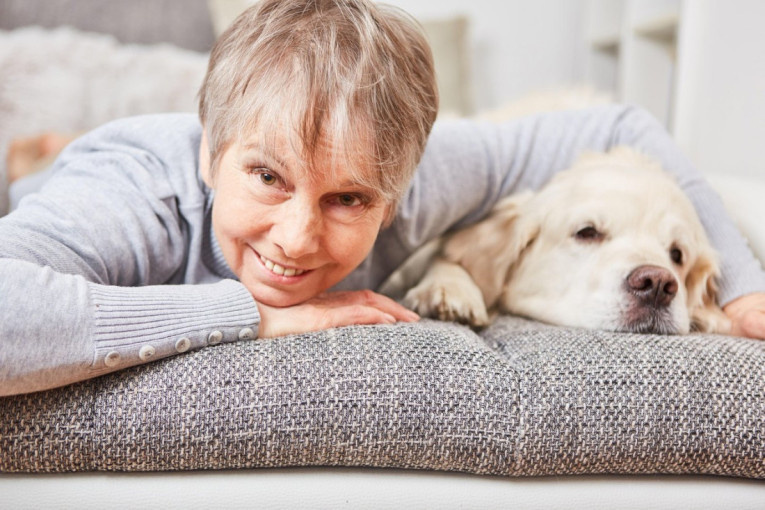 Naučno je potvrđeno: Kućni ljubimci smanjuju rizik od demencije kod starijih