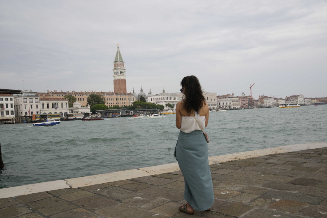 Venecija zabranjuje veće turističke grupe, ali i zvučnike!
