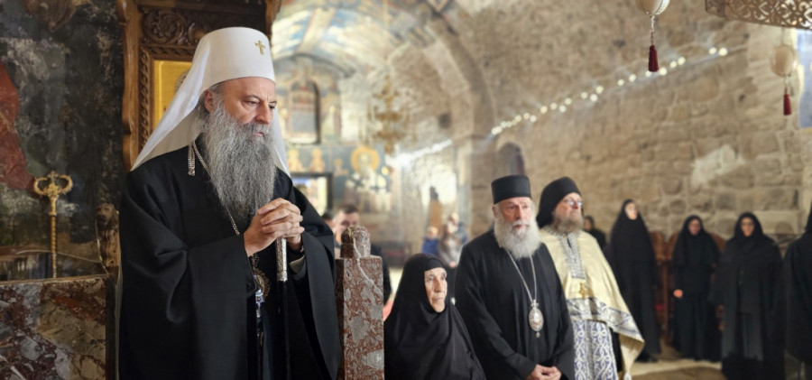 U sedištu Uneska u Parizu otvara se izložba o ugroženim srpskim manastirima na KiM: Remek-dela srednjovekovne umetnosti (FOTO)