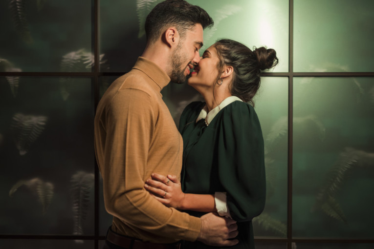 Ljubavni horoskop od 8. do 14. decembra: Bikovi, pazite na postavljanje granica, Rakovi, povezanost sa partnerom postaje snažnija