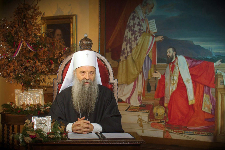 Božićna poslanica Patrijarha Porfirija: Molimo se za mir svuda u svetu (VIDEO)
