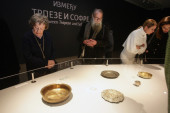Čaša cara Dušana i tanjir patrijarha Arsenija IV: Jedinstveni predmeti na izložbi u Narodnom muzeju (FOTO)
