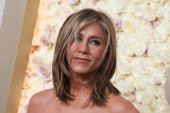 Dženifer Aniston se udaje? Zbog jednog detalja glumica pokrenula lavinu komentara (FOTO)