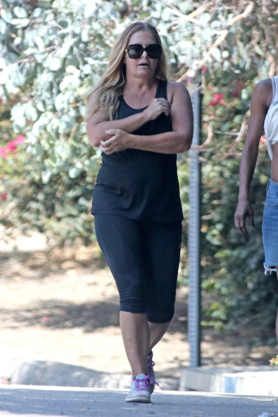 Ispovest glumice kojoj je nedavno otkriven rak dojke: Zažalila što je sa 18 godina ugradila silikone zbog serije koja ju je proslavila