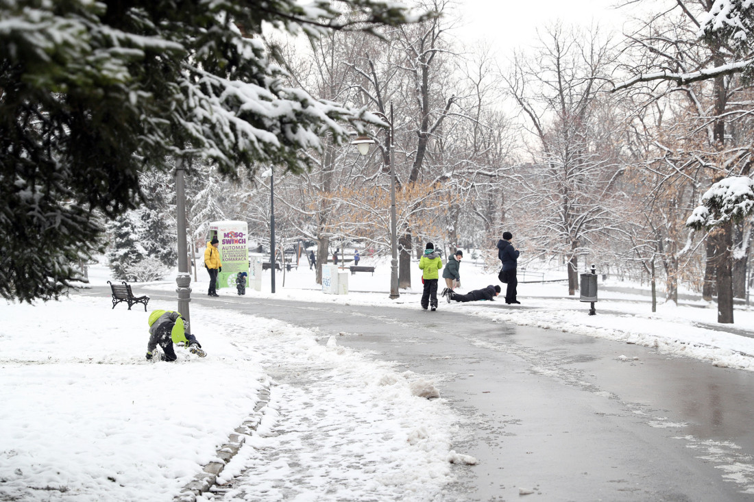 Sneg stiže uskoro u Srbiju! Negde će biti visok preko 20 centimetara!