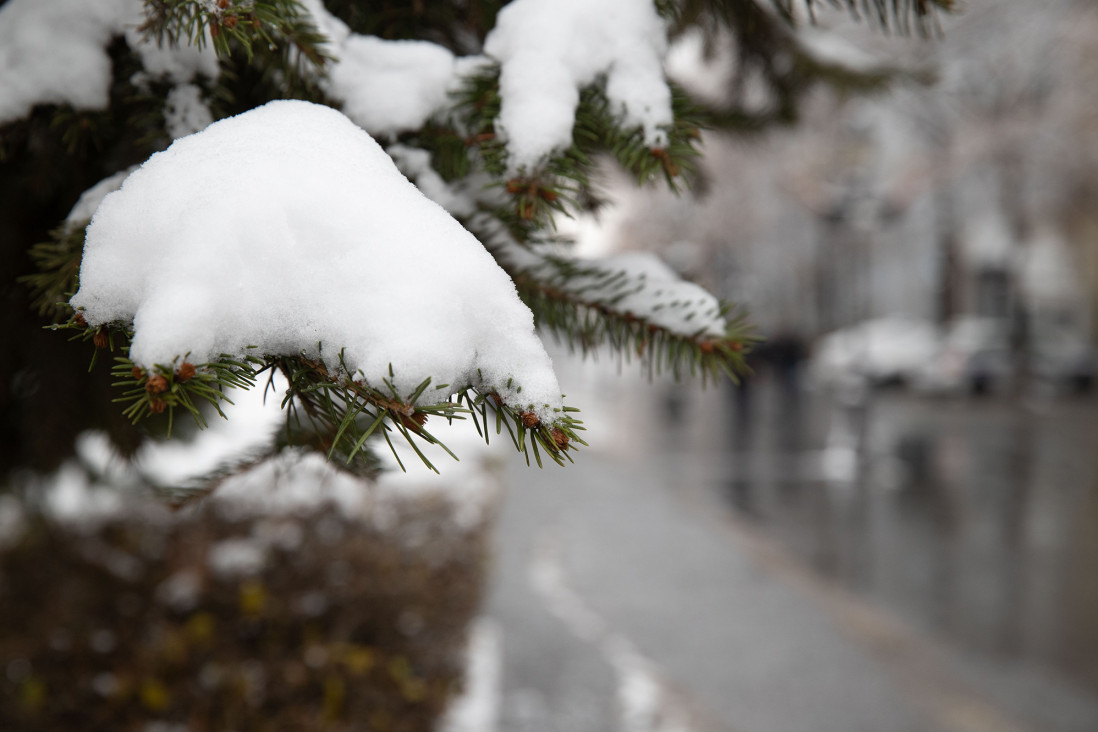 U istoj nedelji dva godišnja doba! Prvo ćemo se malo smrzavati, a onda stiže proleće!